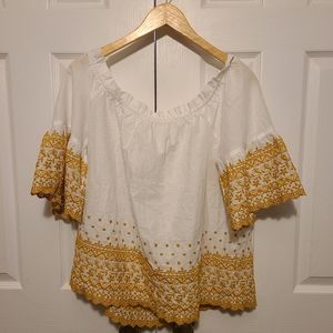 NWT Maurices off the shoulder bell sleeve top